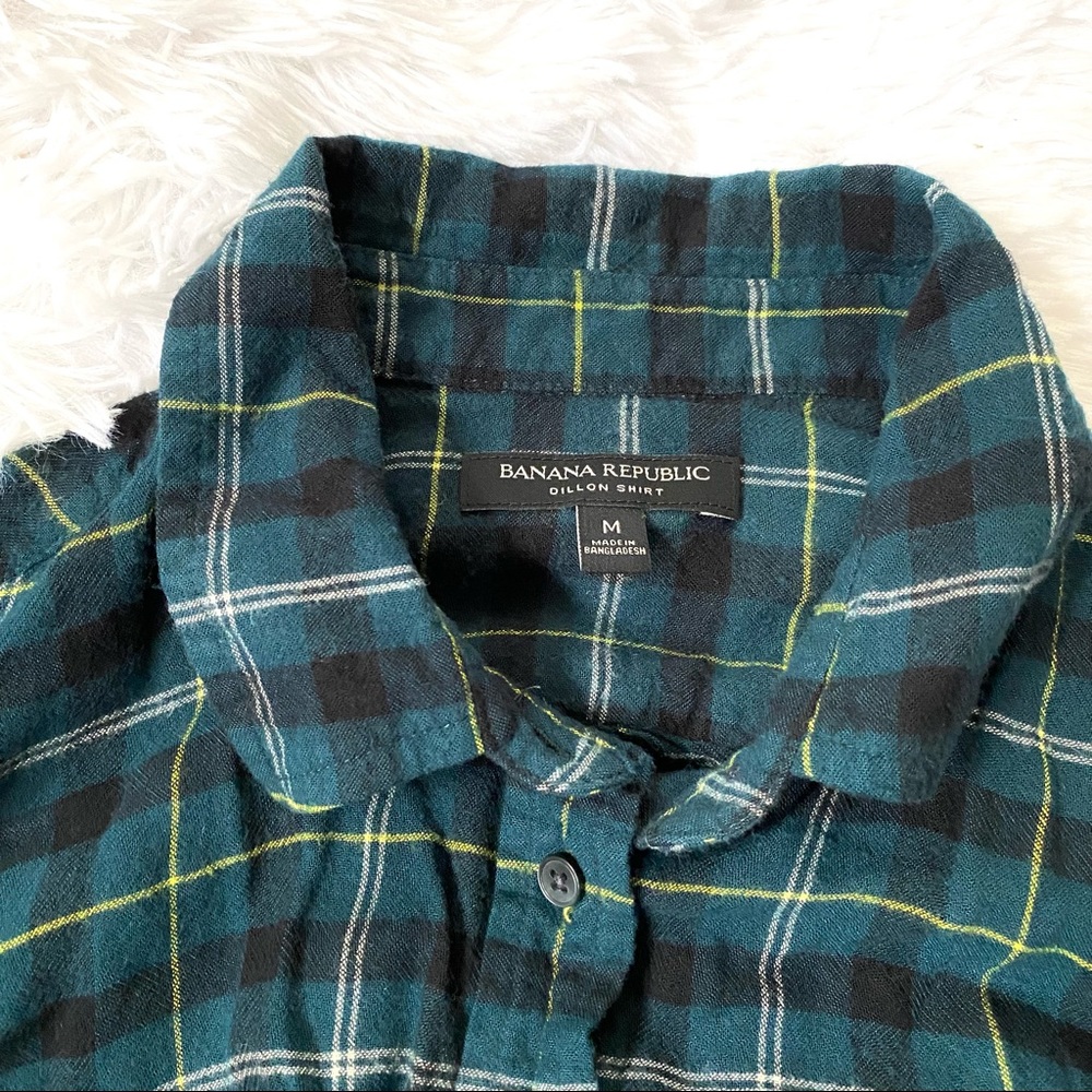 Banana Republic Green Plaid Button Up Shirt - Picture 3 of 5